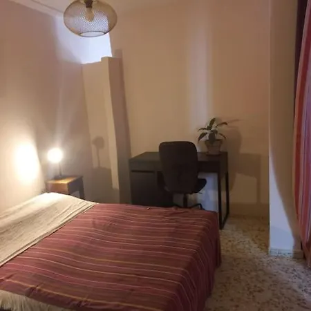 Apartament Piso La Plazuela Con Balcones