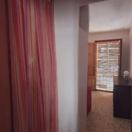 Apartament Piso La Plazuela Con Balcones *